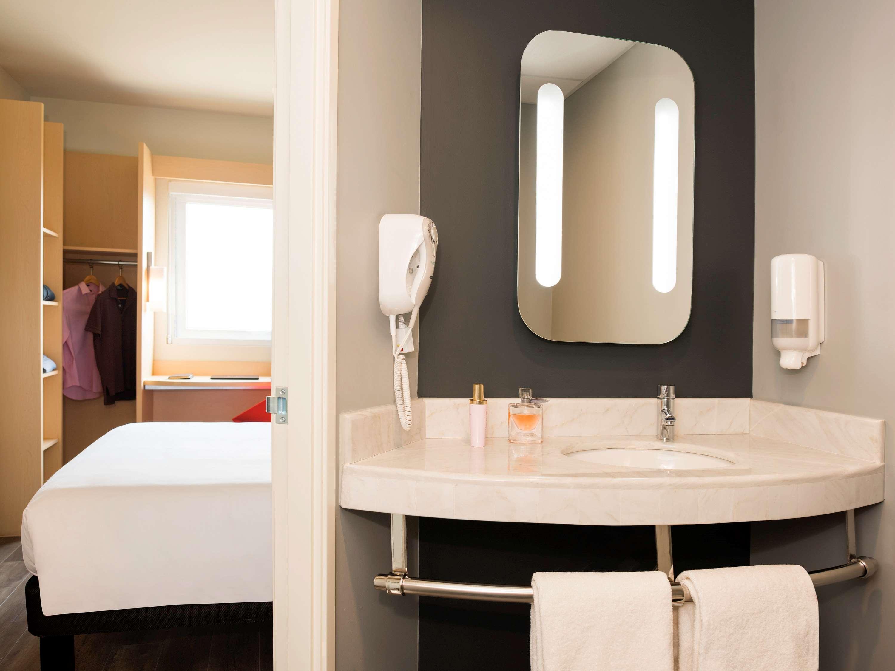 Ibis Irapuato Hotel Екстериор снимка